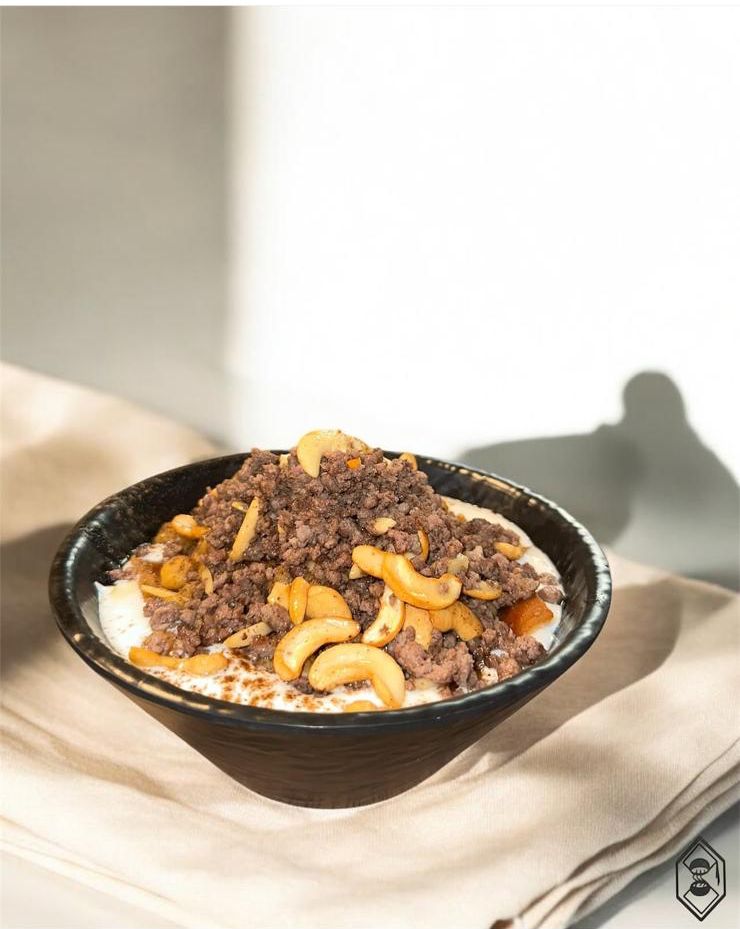 فتة لحمة بالبن